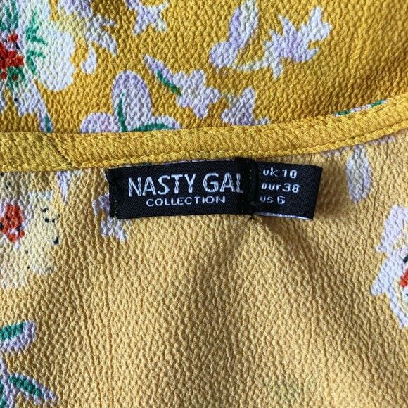 Nasty Gal Yellow Floral Cold Shoulder Wrap Sun Dress Size 6 - Picture 10 of 10